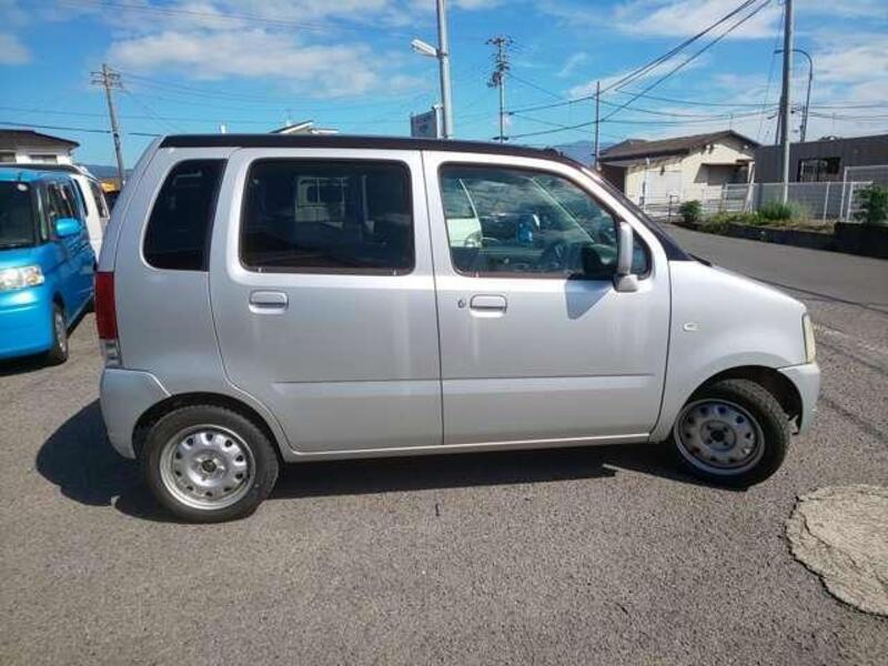WAGON R