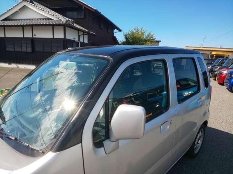 WAGON R