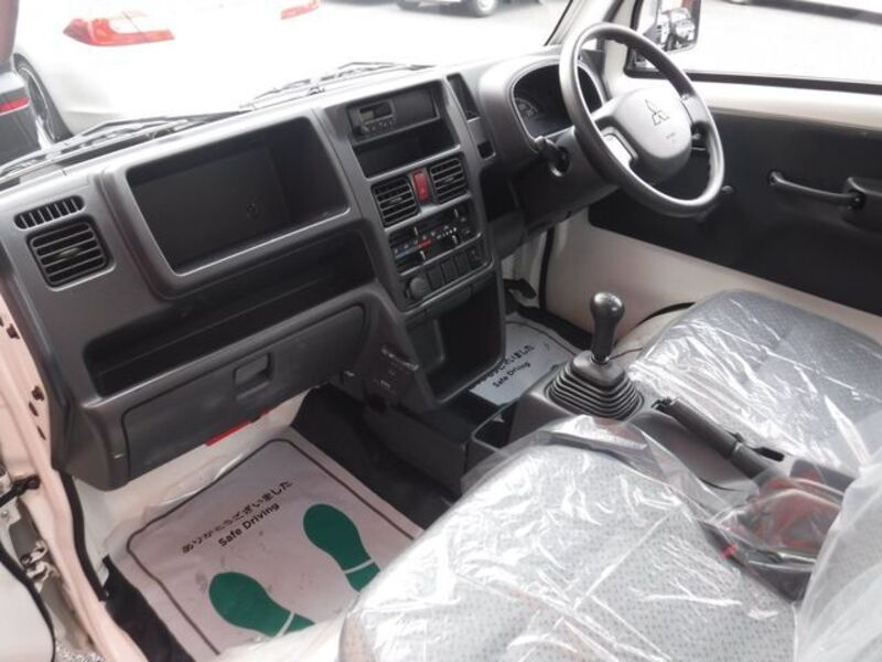 MINICAB TRUCK