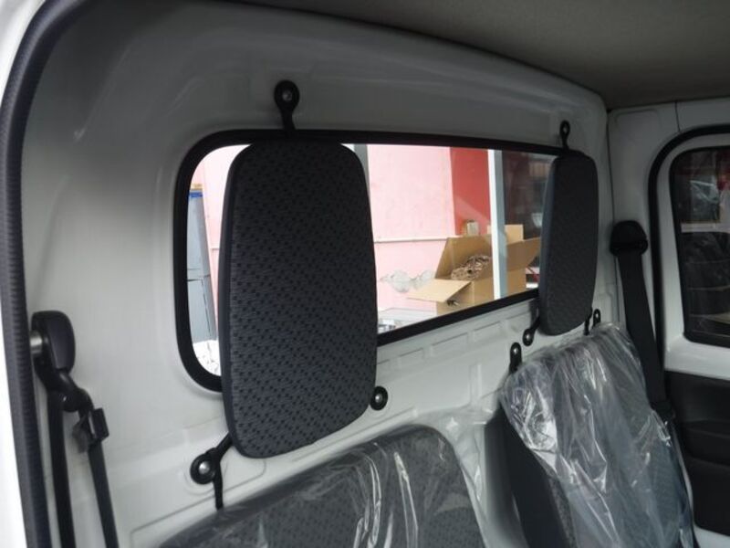 MINICAB TRUCK