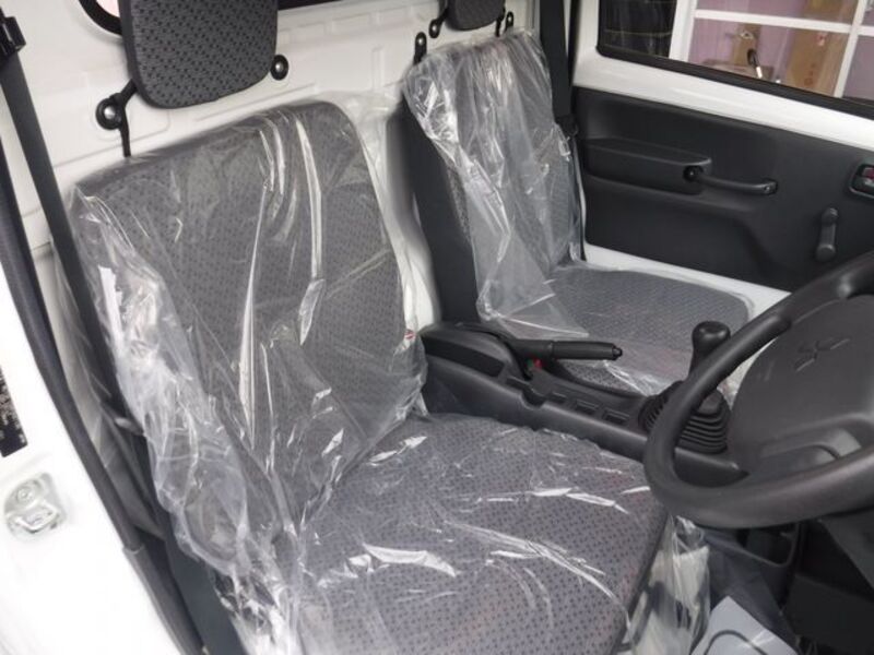 MINICAB TRUCK