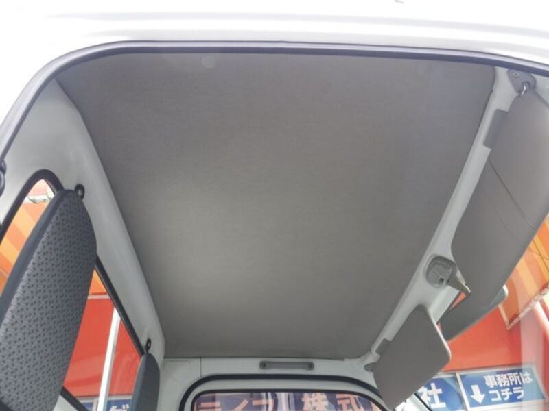 MINICAB TRUCK