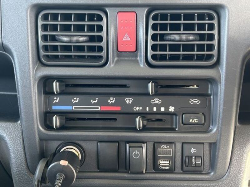 NT100 CLIPPER