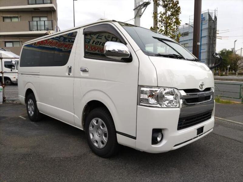 HIACE VAN