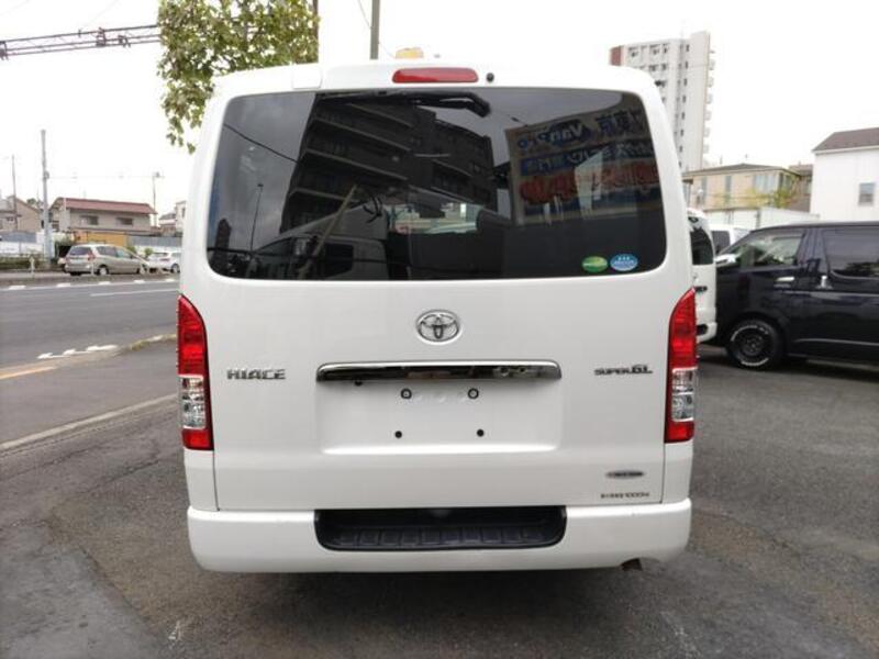 HIACE VAN
