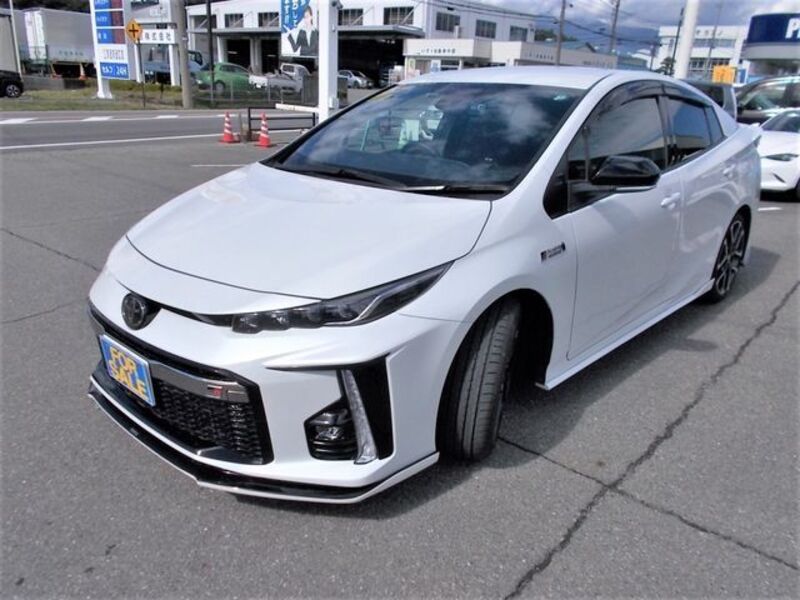 PRIUS PHV