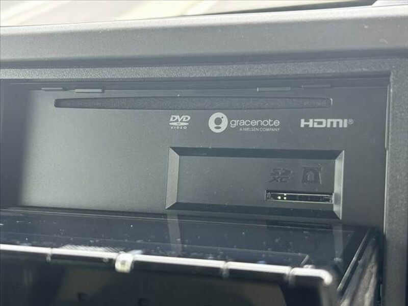 N BOX