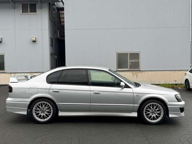 LEGACY B4