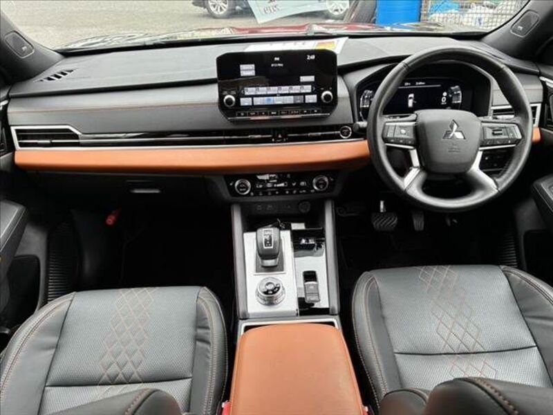 OUTLANDER PHEV