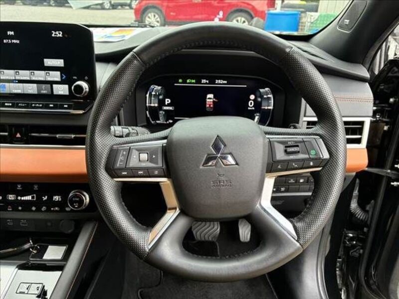 OUTLANDER PHEV