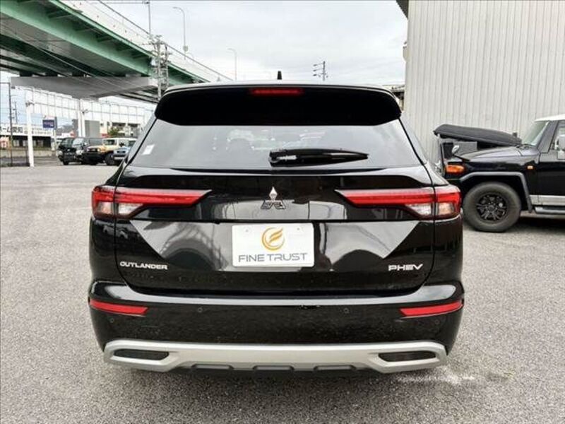 OUTLANDER PHEV