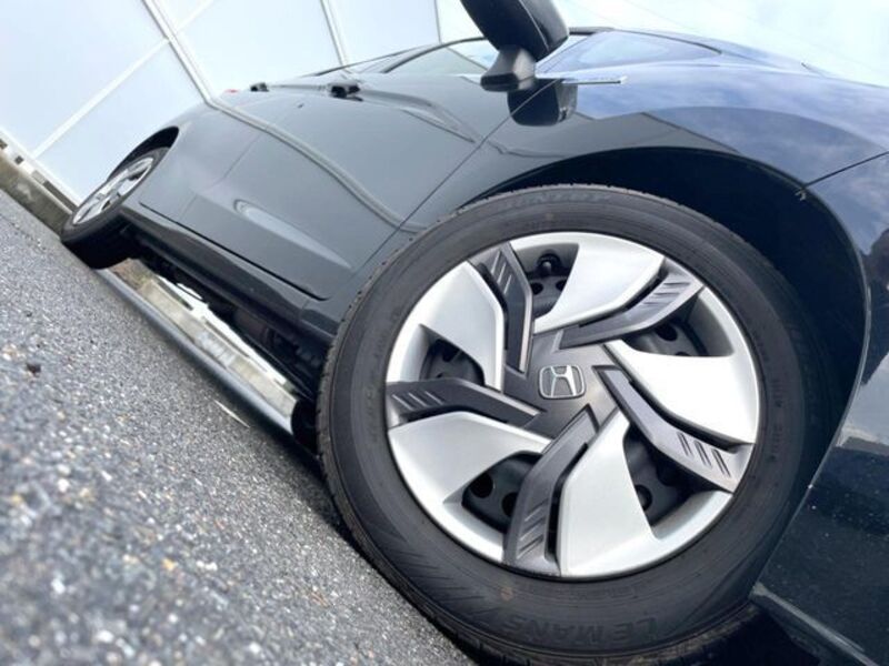 FIT HYBRID