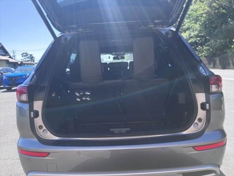 OUTLANDER PHEV