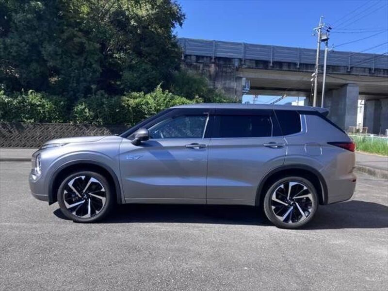 OUTLANDER PHEV