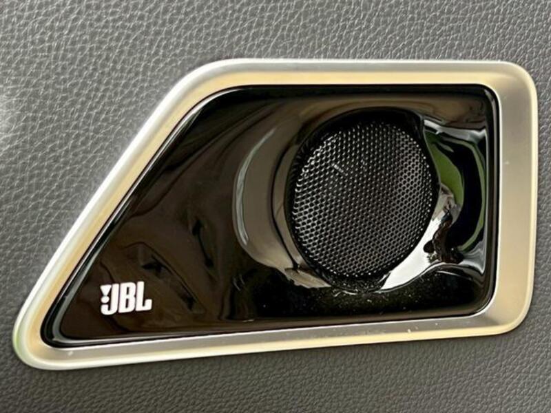 LAND CRUISER