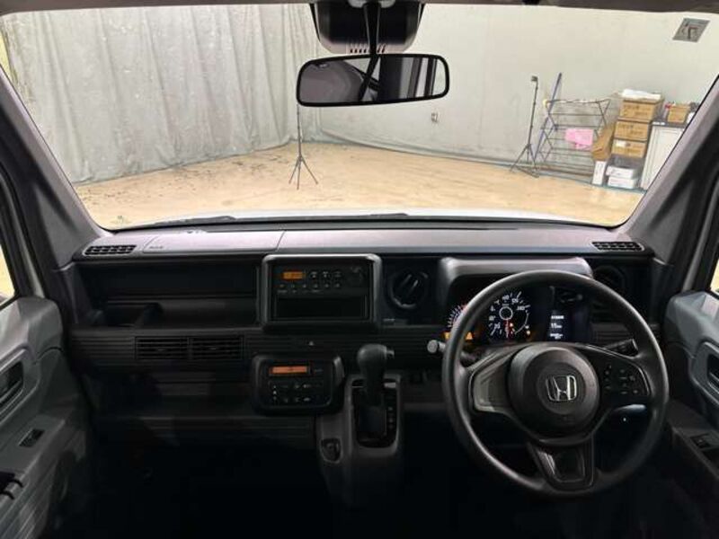 N-VAN