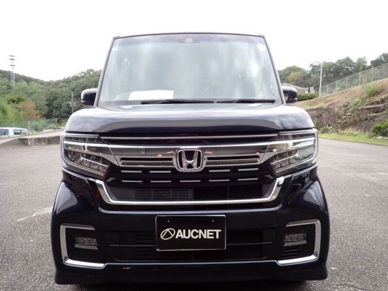 N BOX CUSTOM