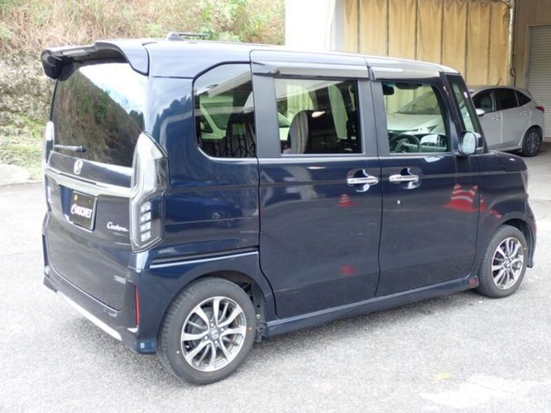 N BOX CUSTOM
