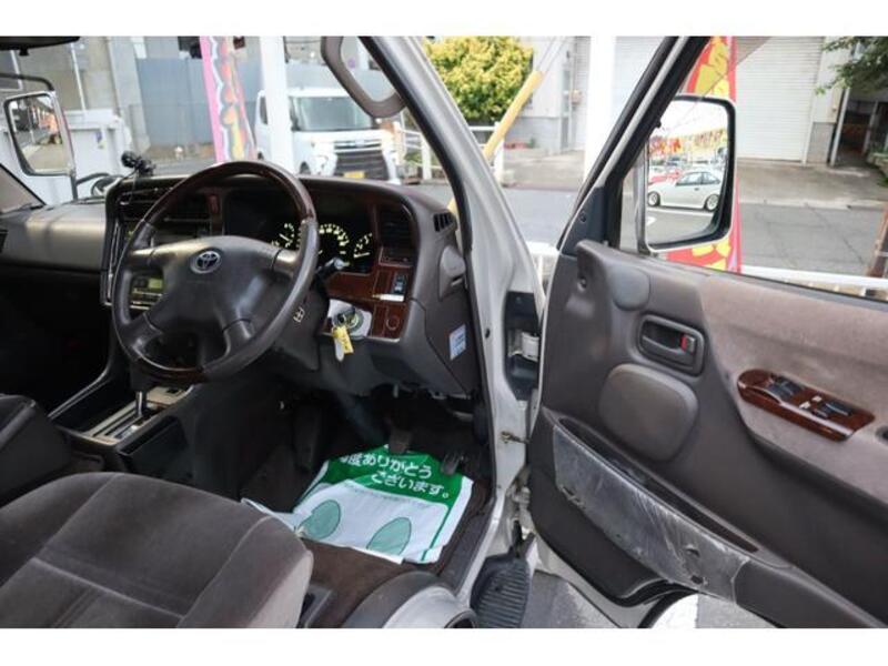 HIACE WAGON