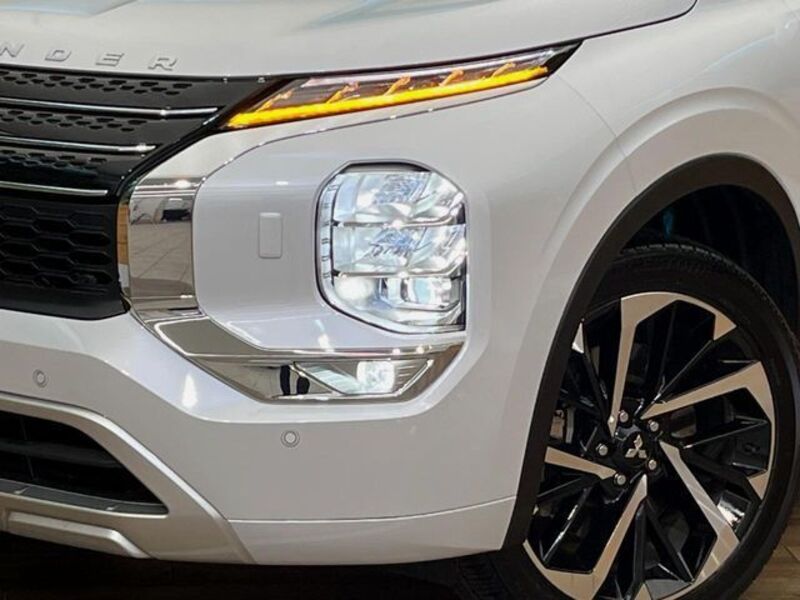OUTLANDER PHEV