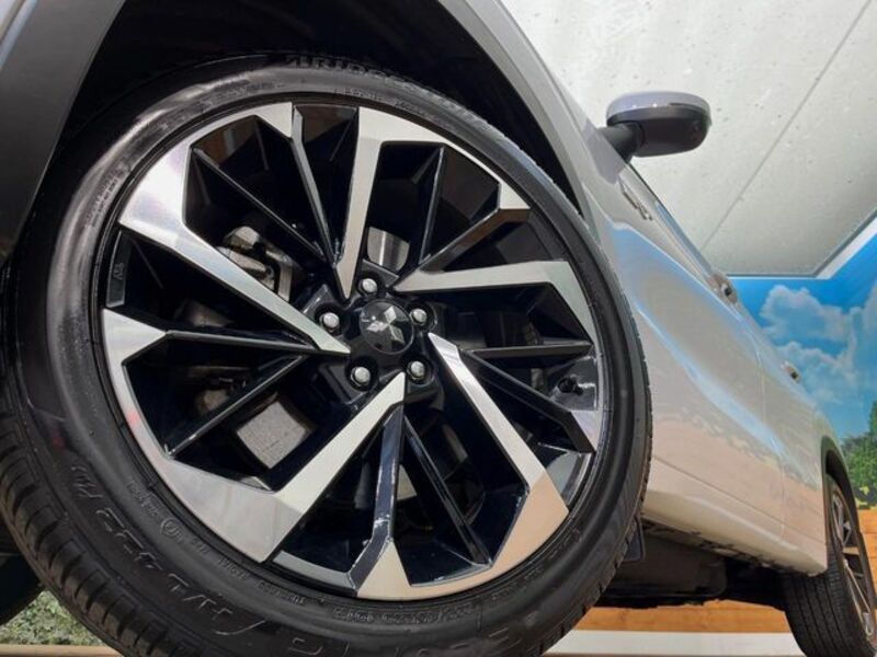 OUTLANDER PHEV