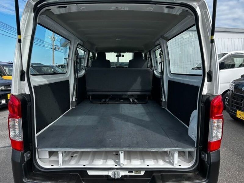 NV350 CARAVAN