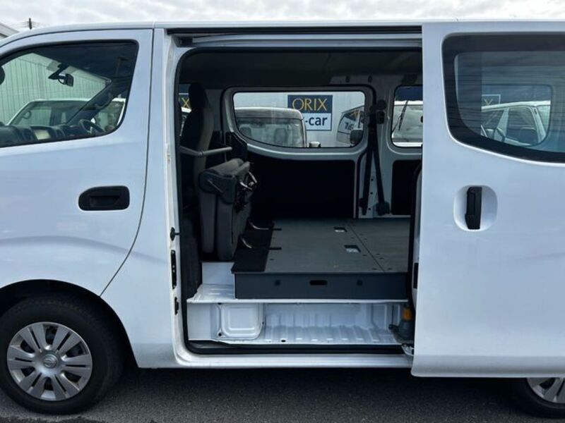 NV350 CARAVAN