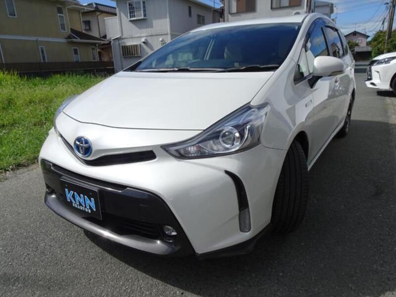 PRIUS ALPHA