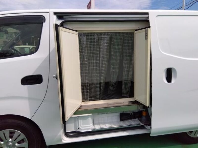 NV350 CARAVAN