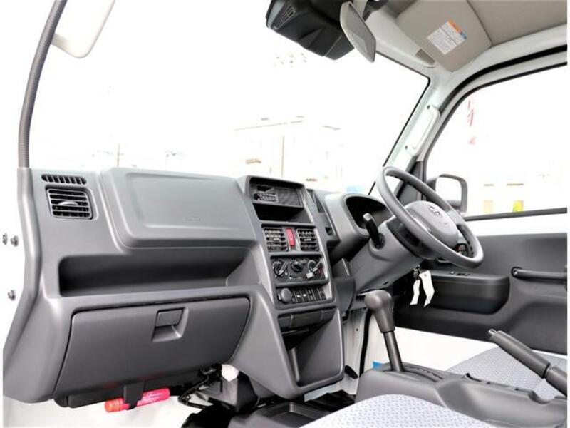 CLIPPER TRUCK