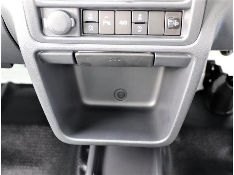 CLIPPER TRUCK