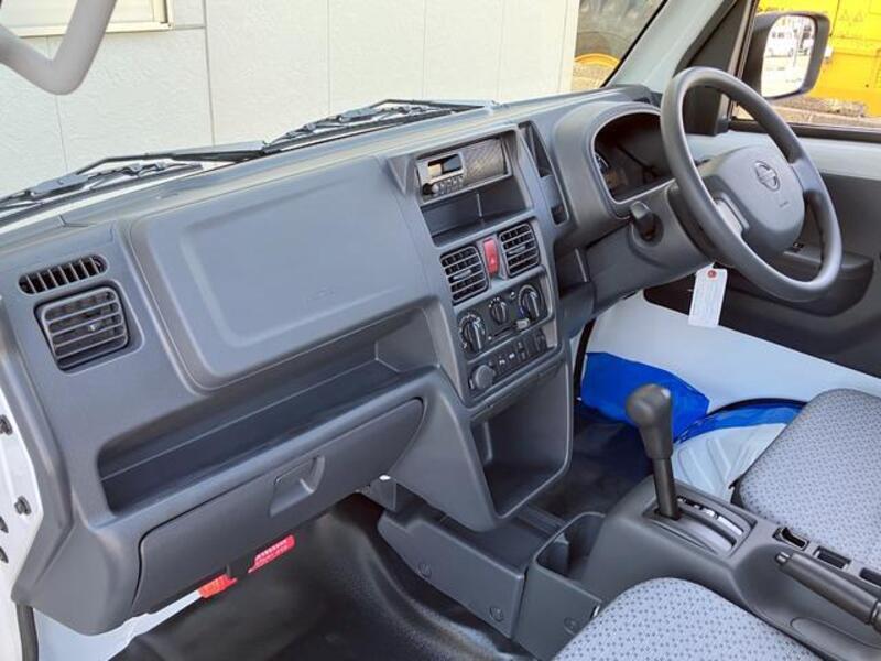 CLIPPER TRUCK