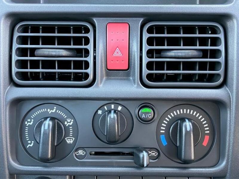 CLIPPER TRUCK