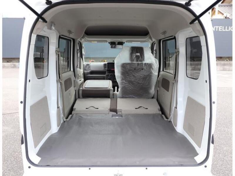 CLIPPER VAN