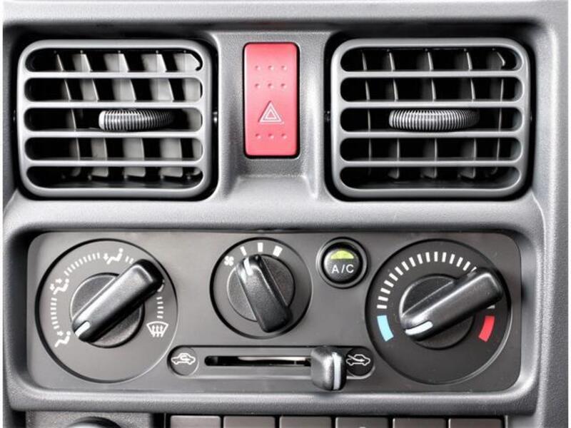 CLIPPER TRUCK