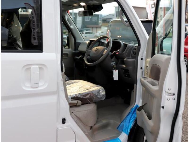 CLIPPER VAN