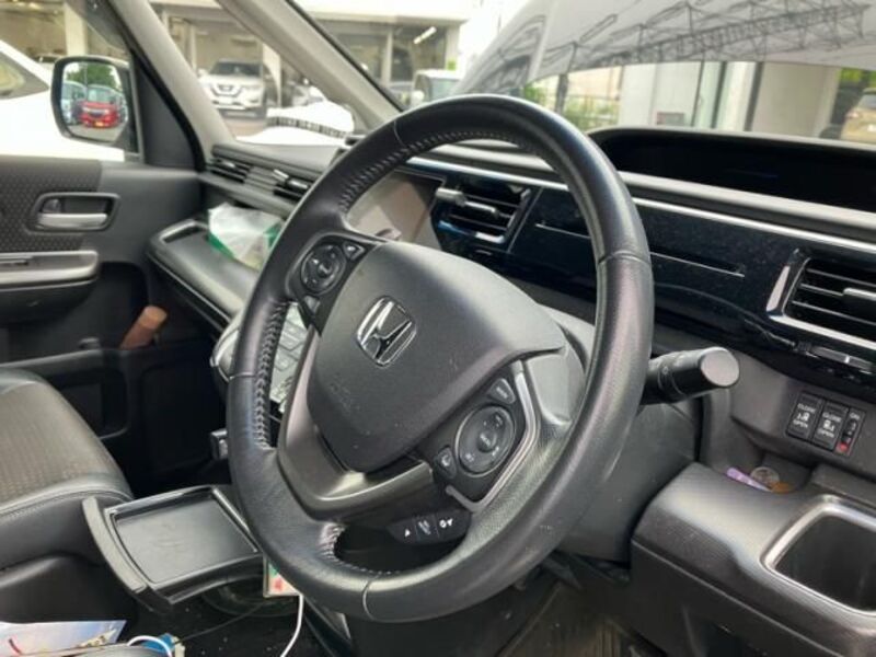STEPWAGON SPADA