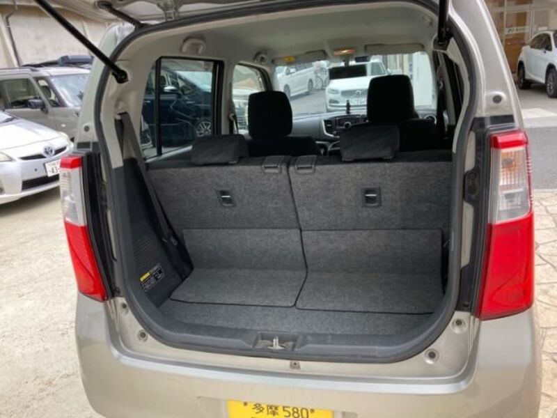 WAGON R