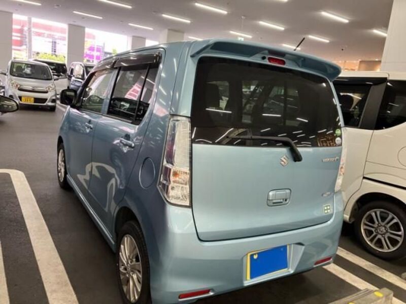 WAGON R