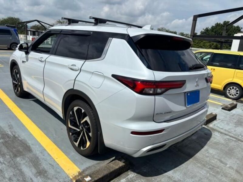 OUTLANDER PHEV