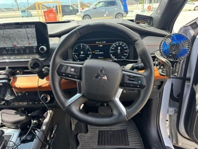 OUTLANDER PHEV