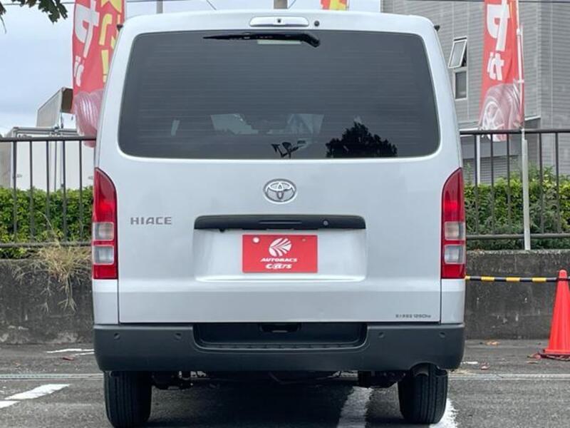 HIACE VAN
