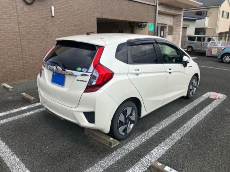 FIT HYBRID