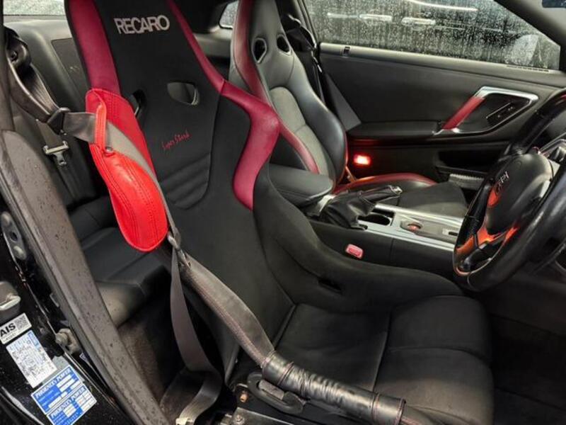 GT-R