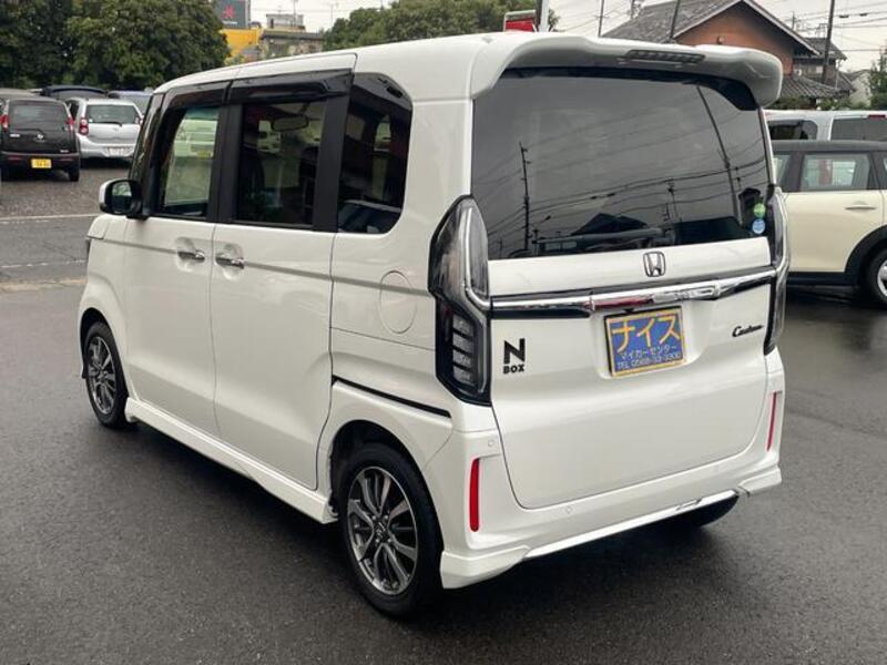 N BOX CUSTOM