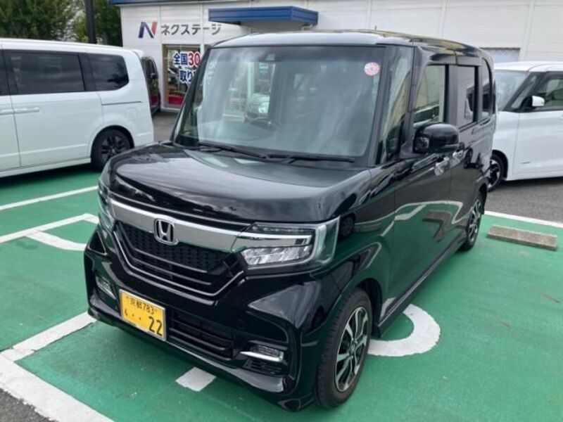 N BOX CUSTOM