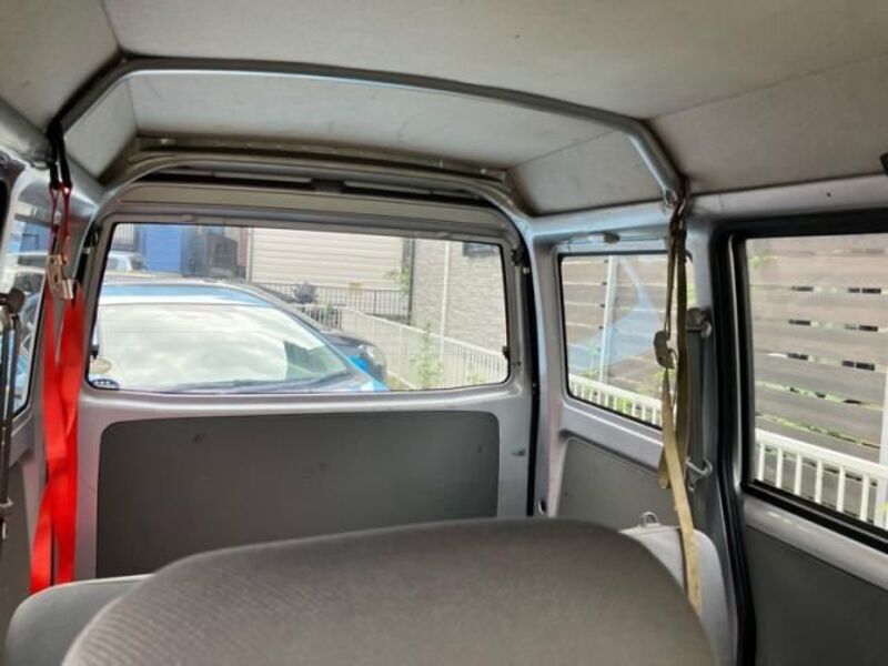 CLIPPER VAN