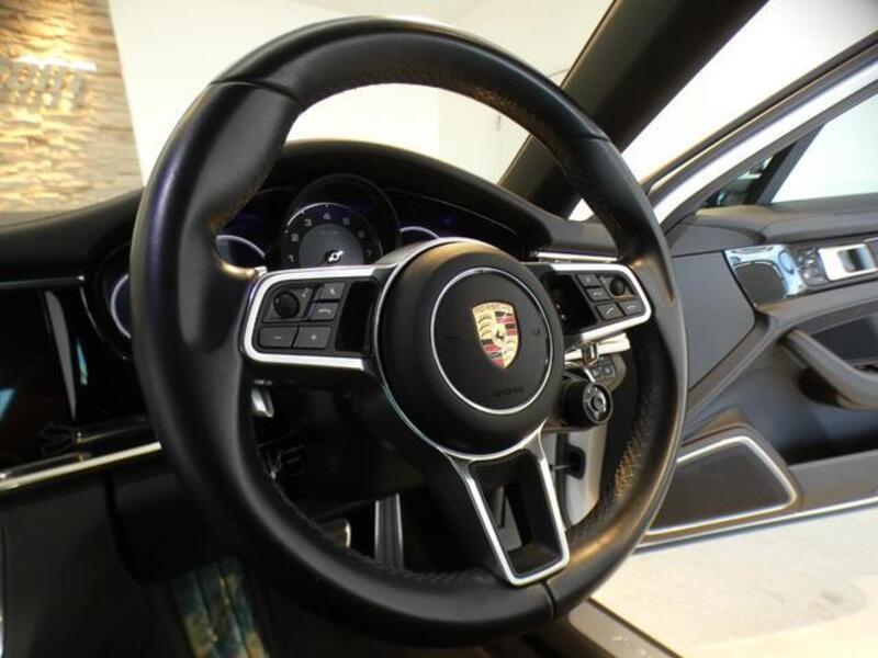 PANAMERA