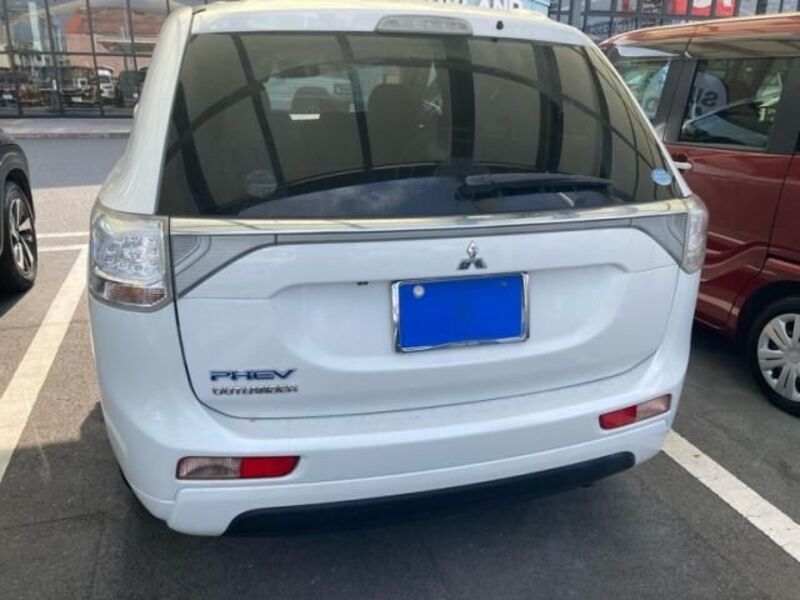OUTLANDER PHEV