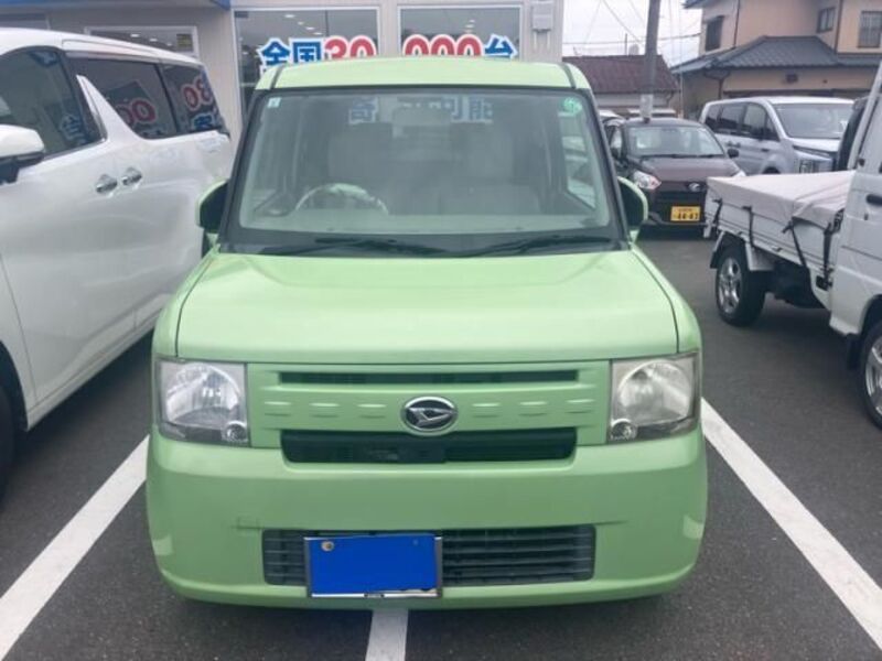 DAIHATSU MOVE CONTE